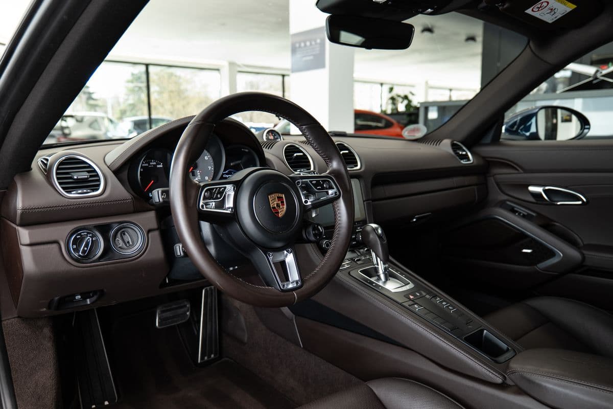 2017 Porsche CAYMAN - 5