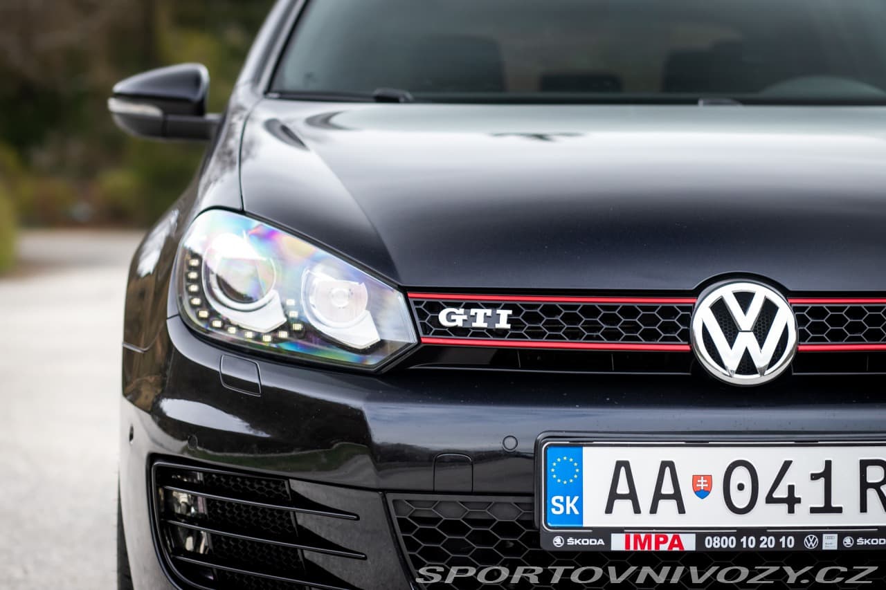 2011 Volkswagen GOLF - 3