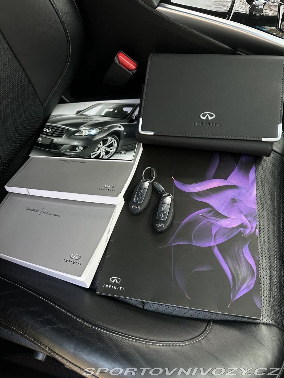 2011 Infiniti OSTATNÍ - 11