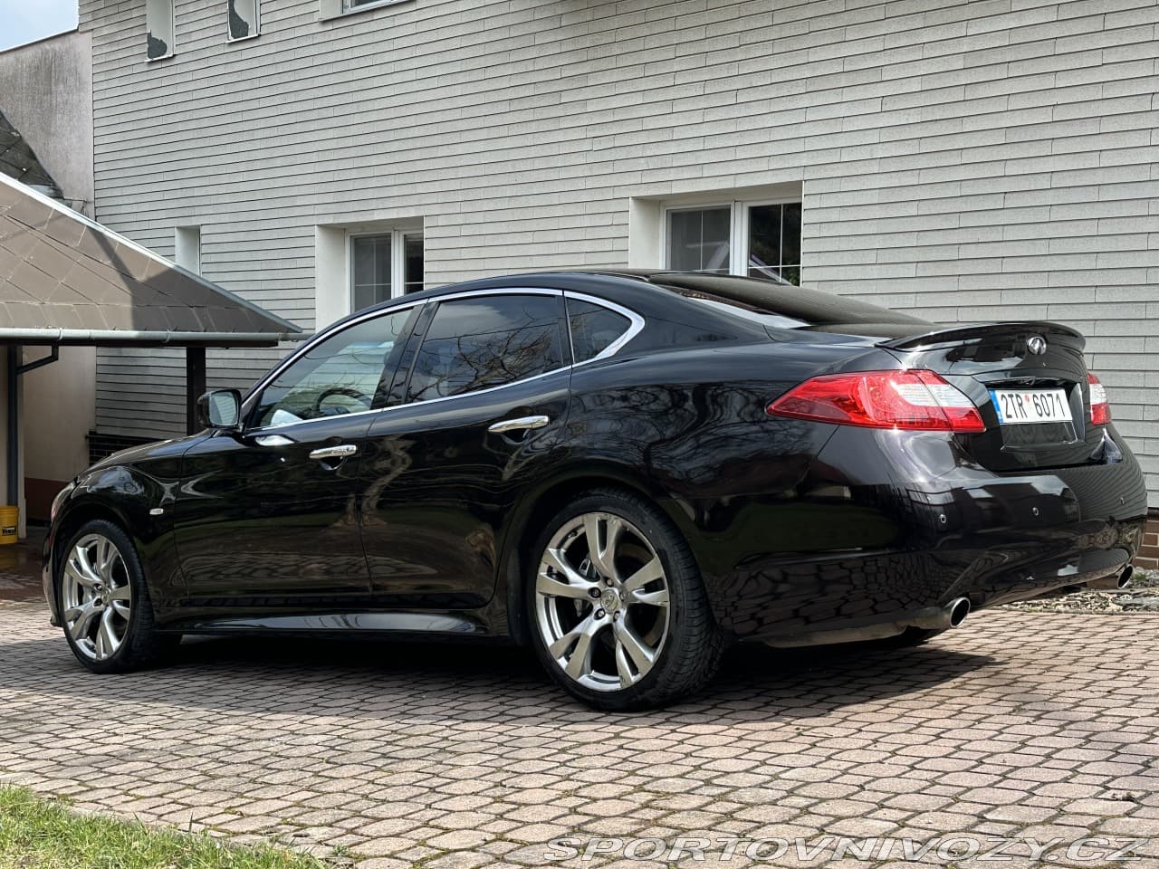 2011 Infiniti OSTATNÍ - 2