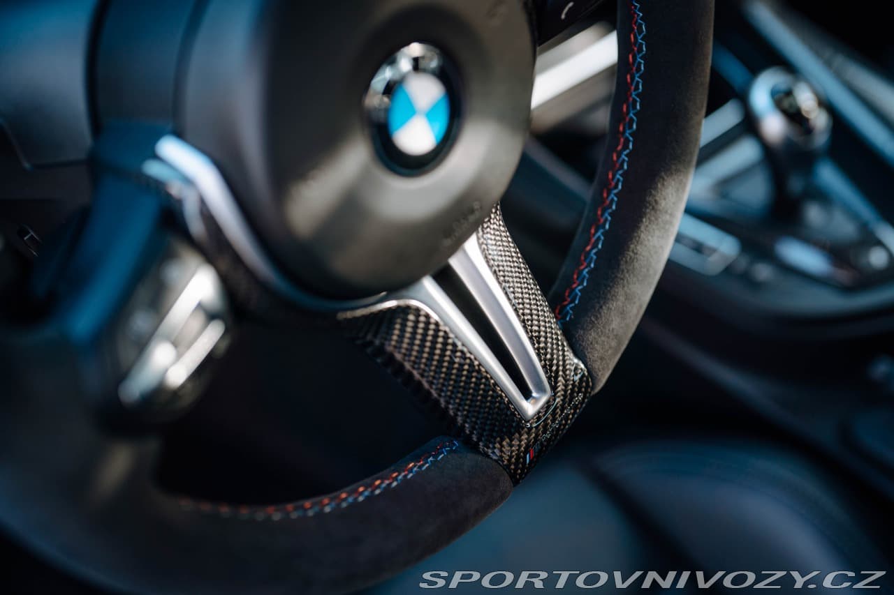 2016 BMW M3 - 12