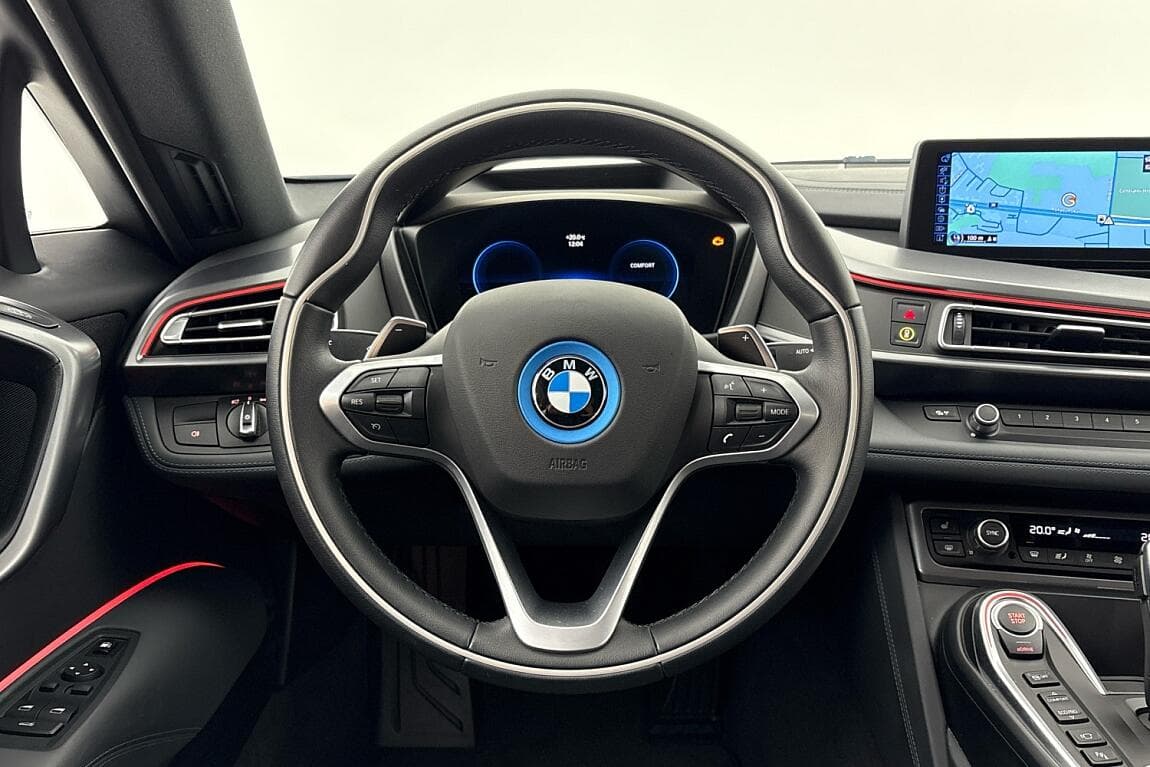 2015 BMW i8 - 20