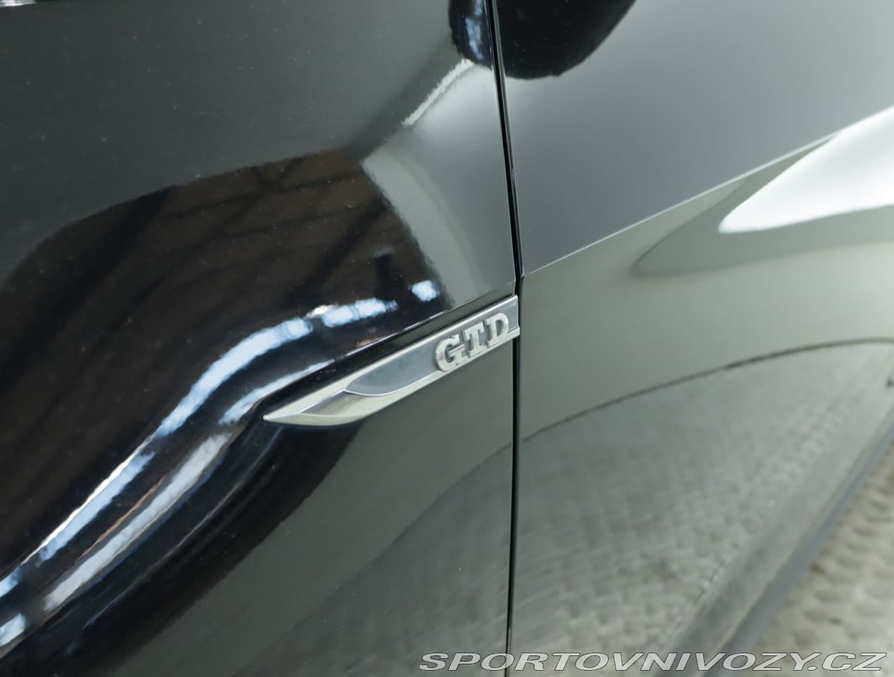 2017 Volkswagen GOLF - 17