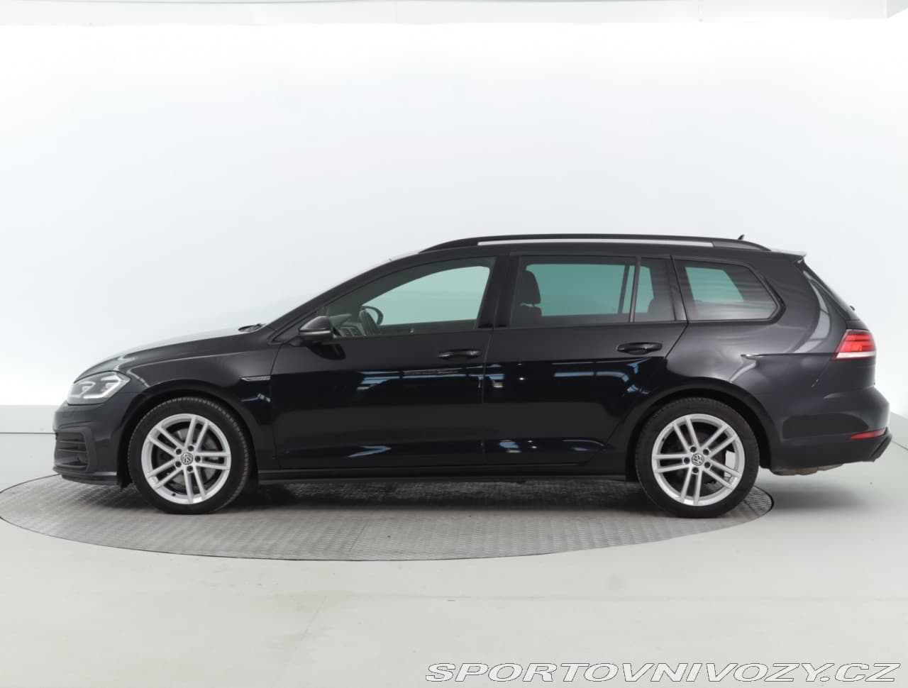 2017 Volkswagen GOLF - 3