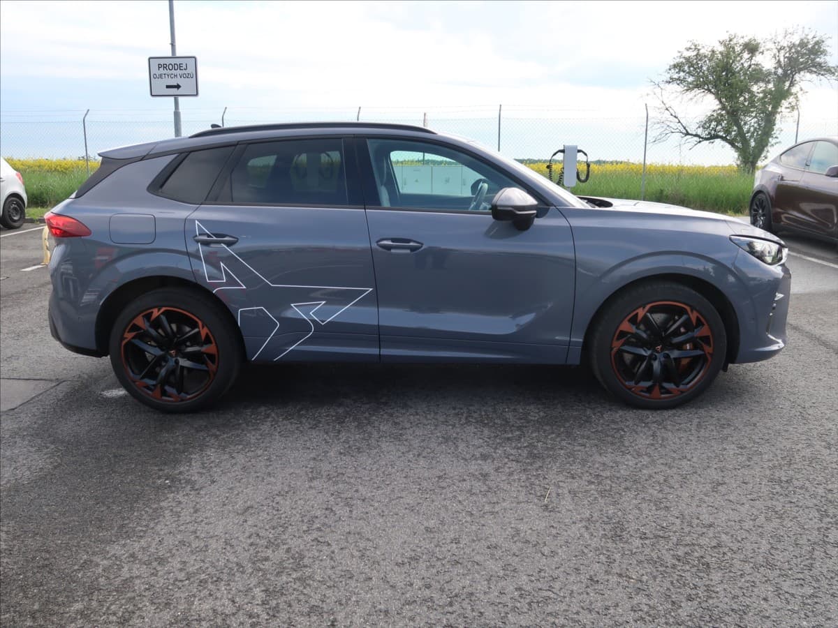 2025 Cupra TERRAMAR - 8