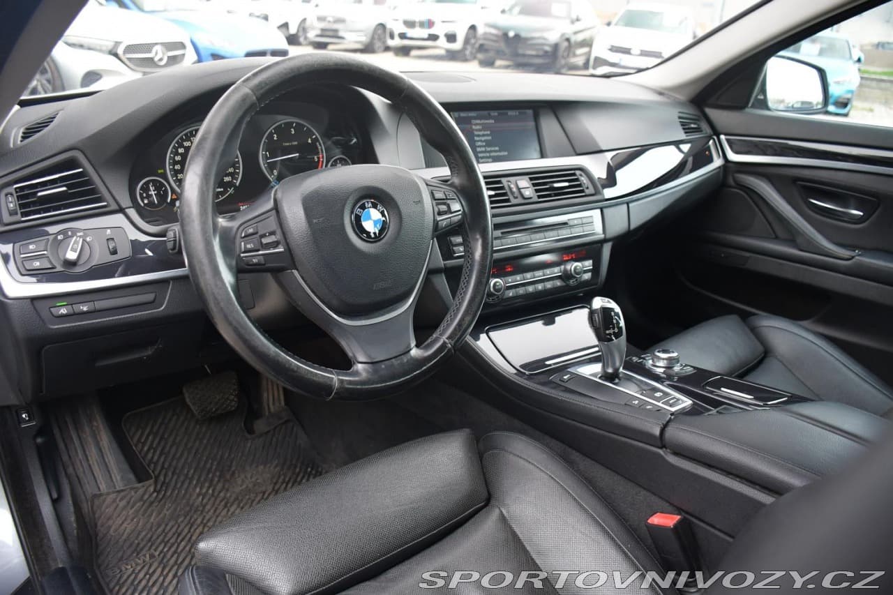 2011 BMW 5-SERIES - 10