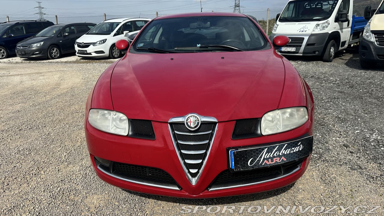 2007 Alfa Romeo GT - 2