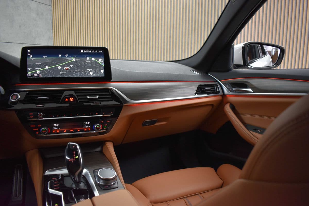 2023 BMW 5-SERIES - 10