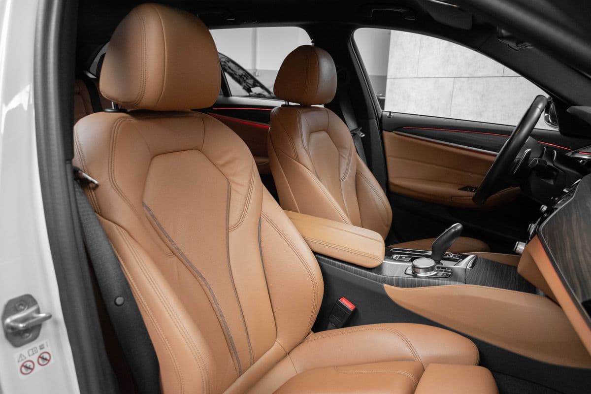 2023 BMW 5-SERIES - 12