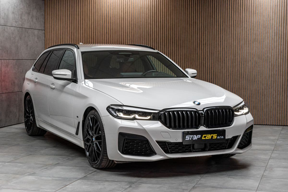 2023 BMW 5-SERIES - 4
