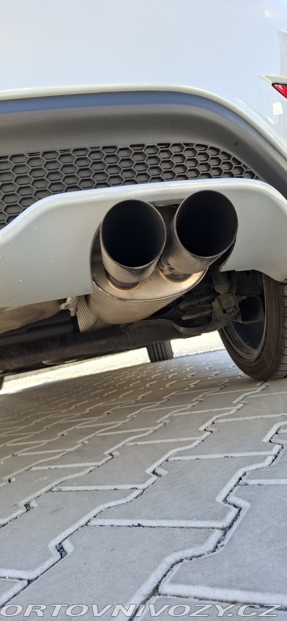 2016 Ford FIESTA - 5