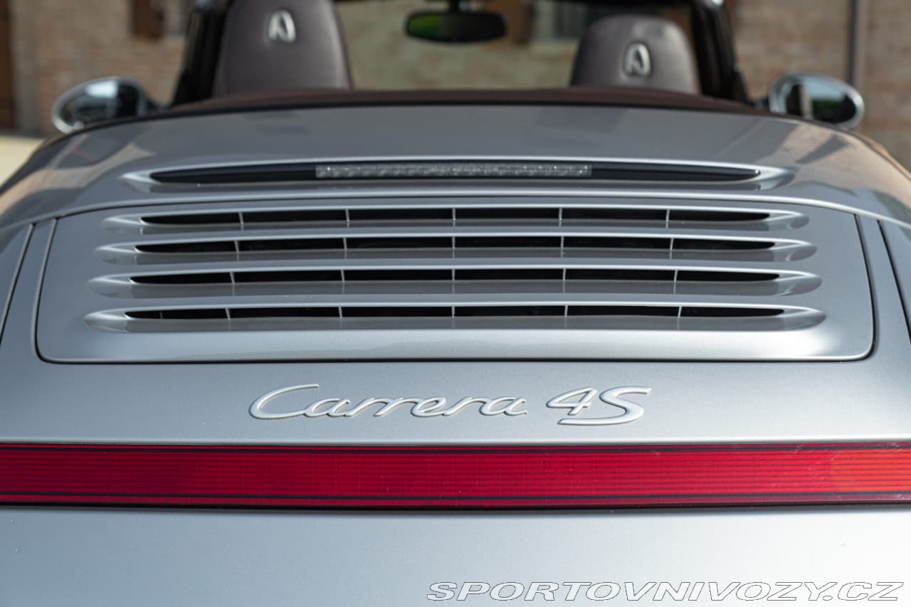 2009 Porsche 911 - 15