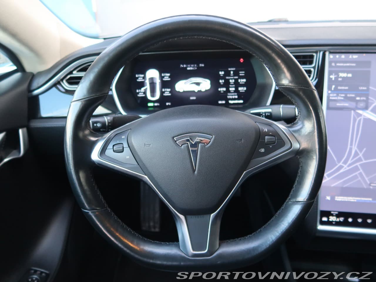 2015 Tesla MODEL S - 15