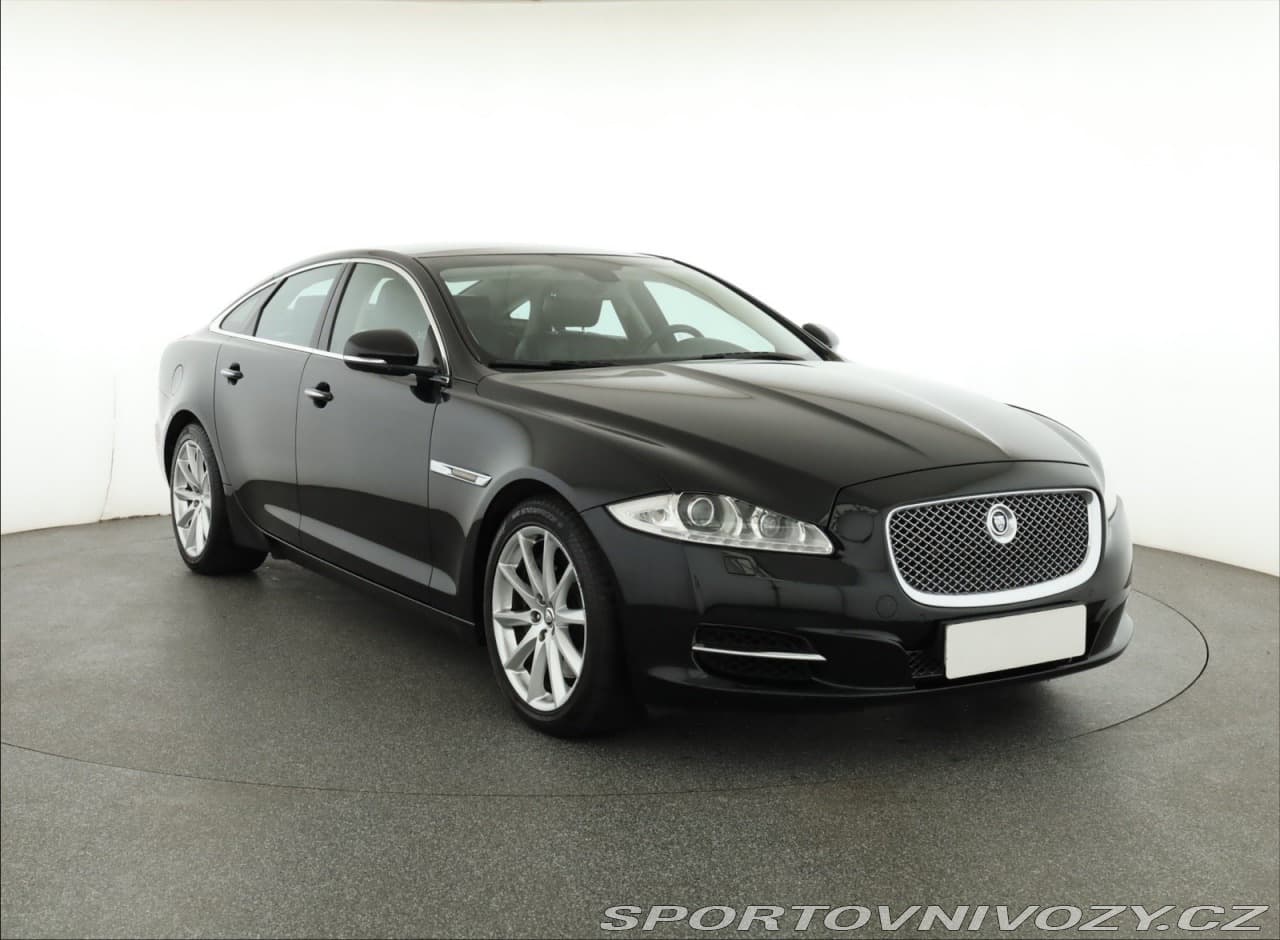 2013 Jaguar XJ