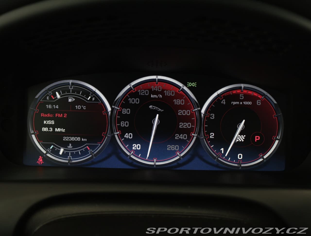 2013 Jaguar XJ - 9