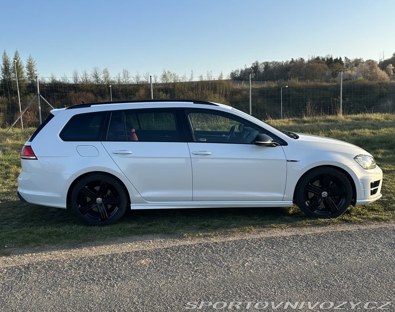 2017 Volkswagen GOLF - 3