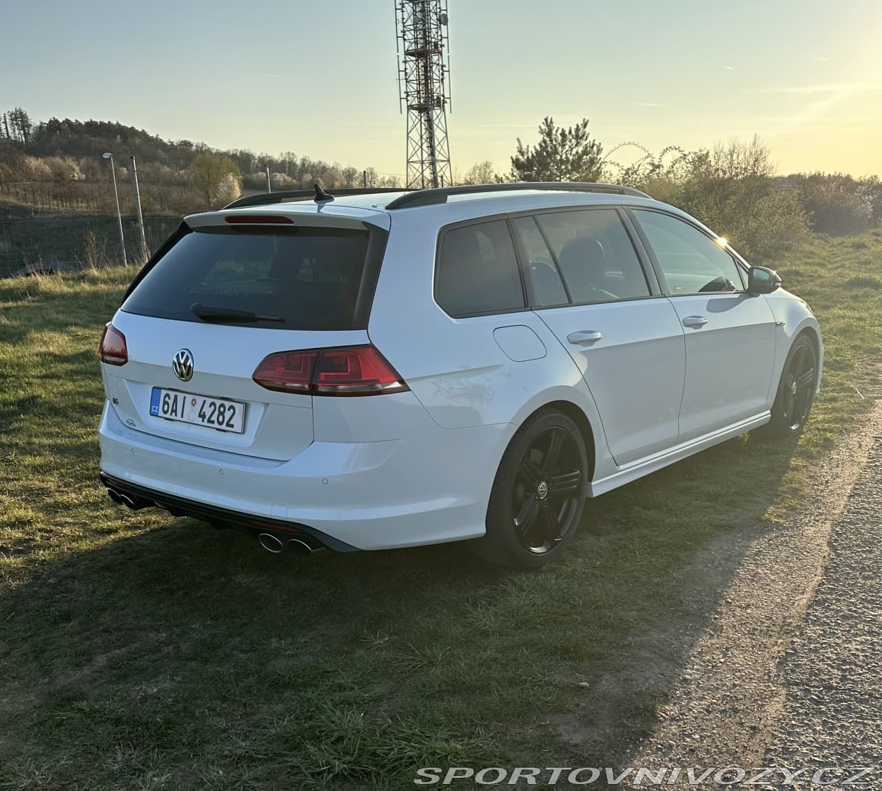 2017 Volkswagen GOLF - 4
