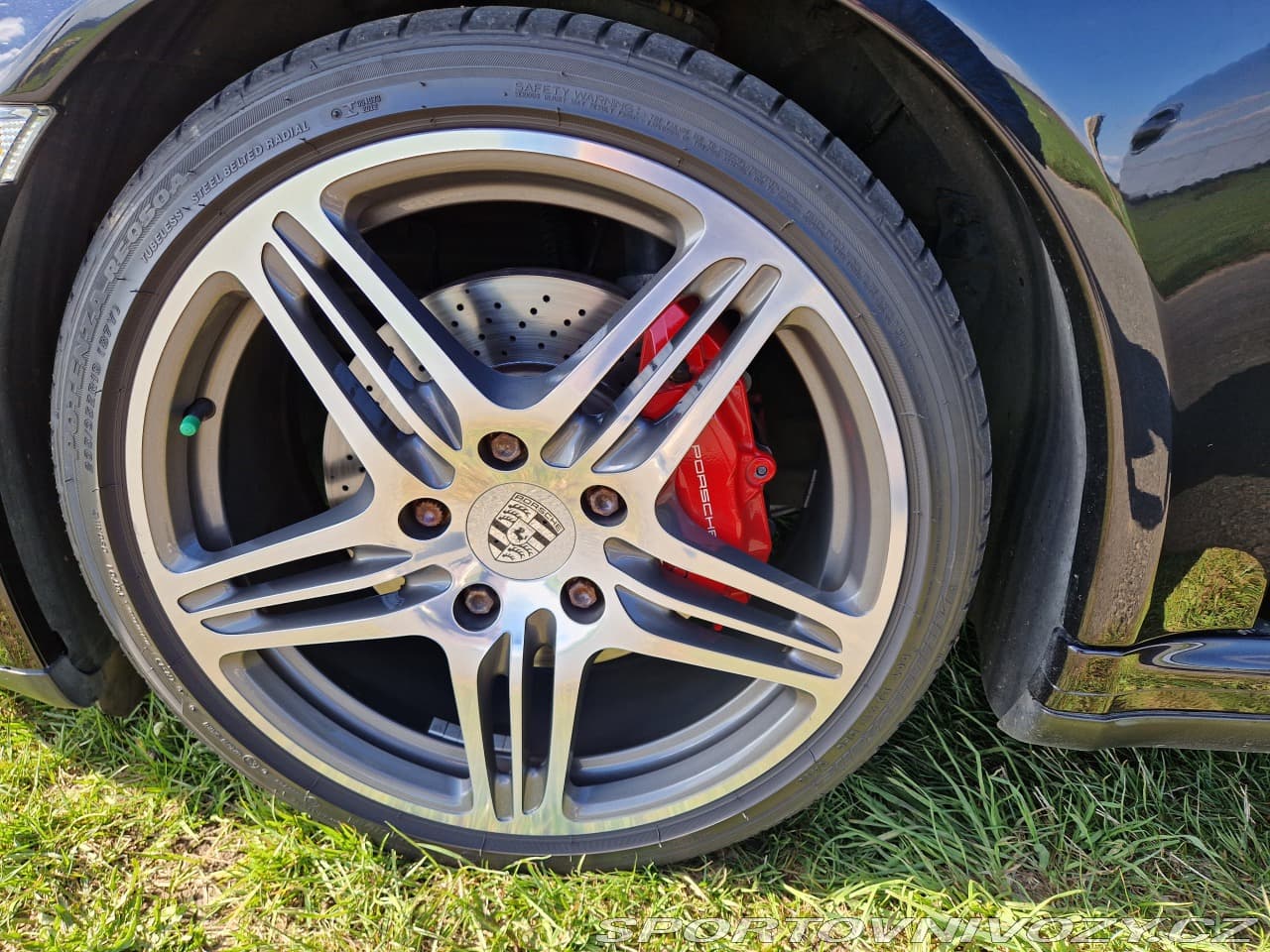 2011 Porsche 911 - 11