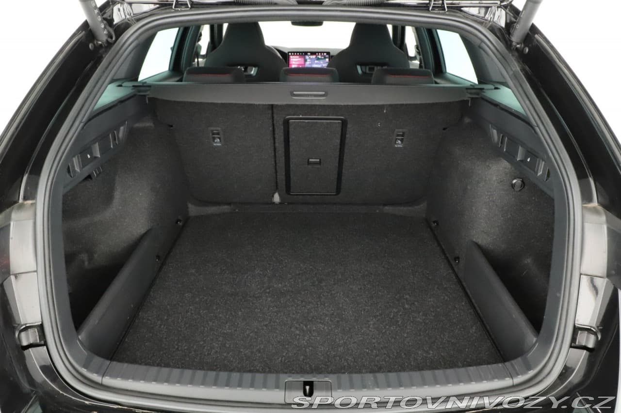 2025 Škoda OCTAVIA - 11