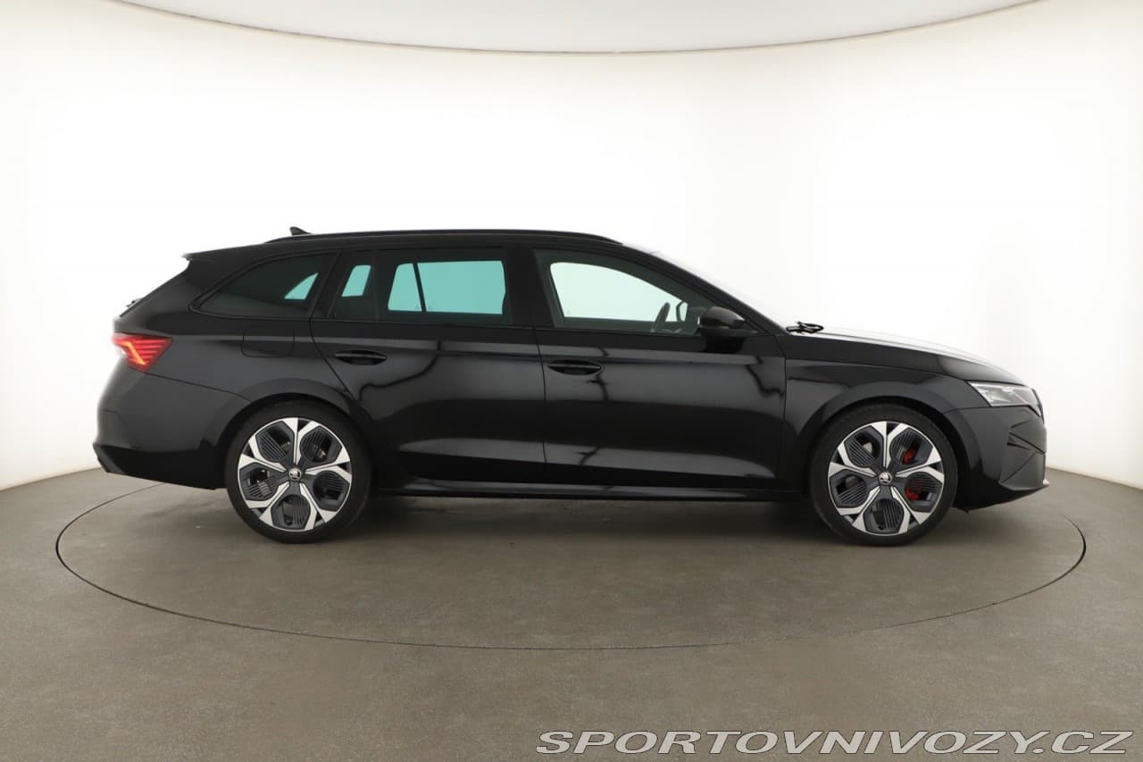 2025 Škoda OCTAVIA - 6