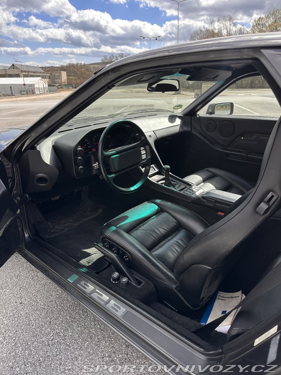 1988 Porsche 928 - 8