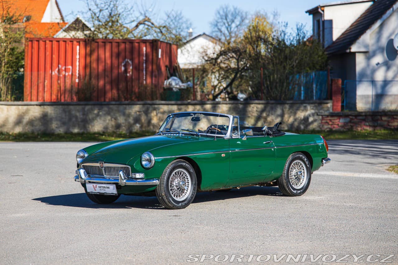 1977 MG MGB - 10