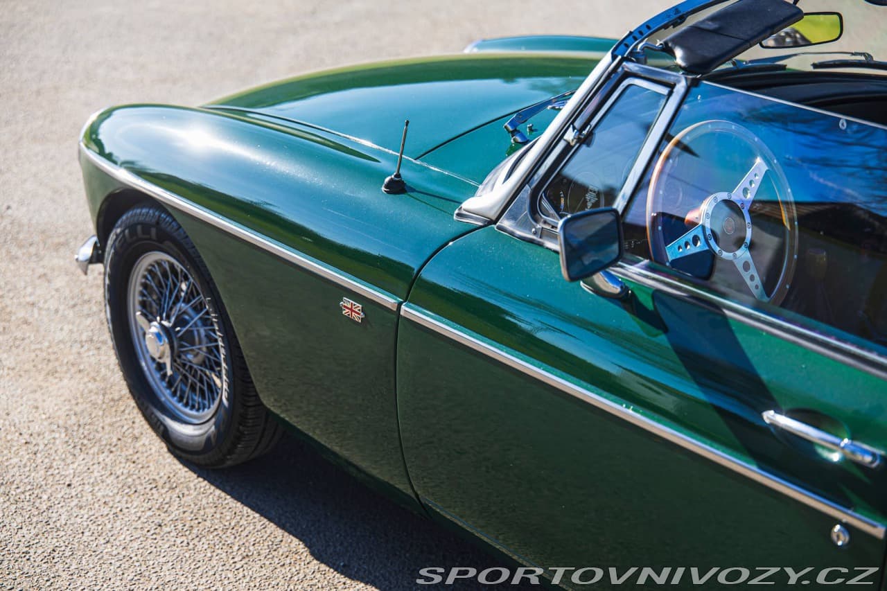 1977 MG MGB - 18