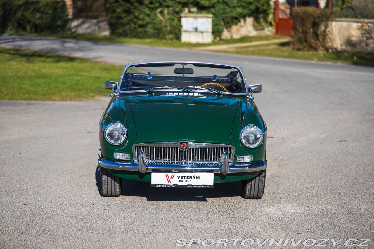 1977 MG MGB - 4