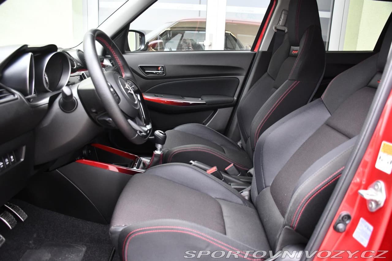 2019 Suzuki SWIFT - 14