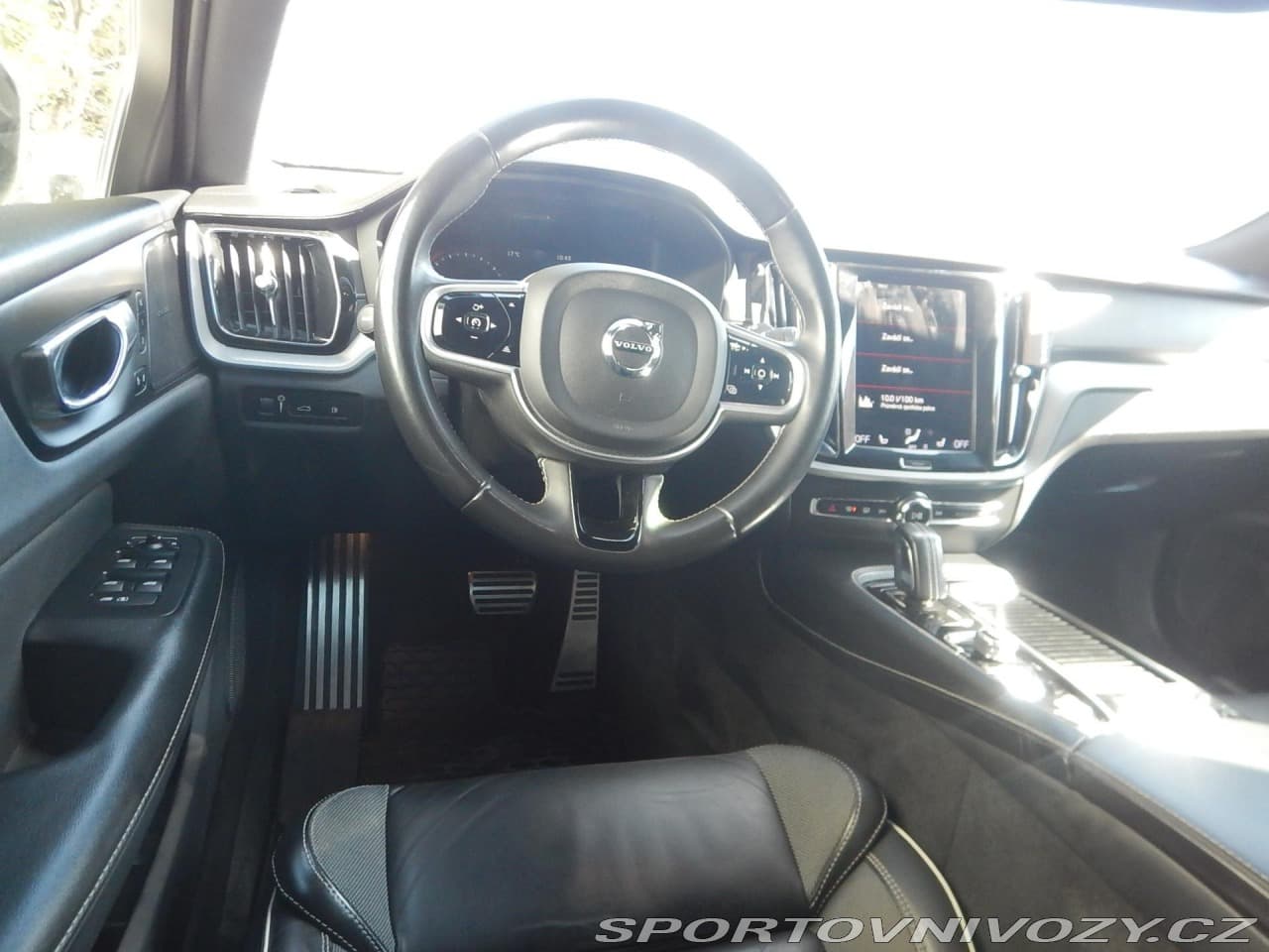 2020 Volvo V60 - 11