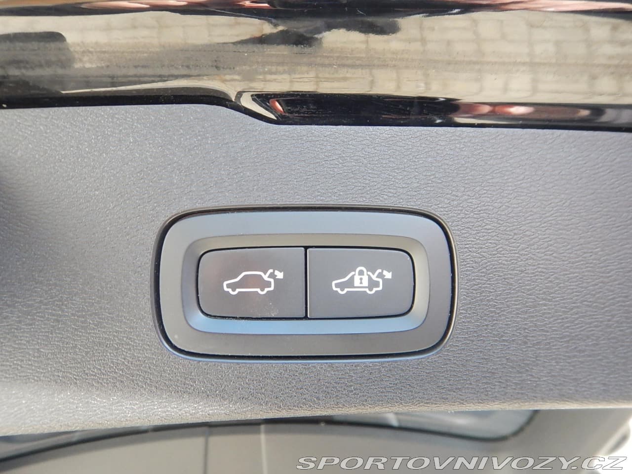 2020 Volvo V60 - 16
