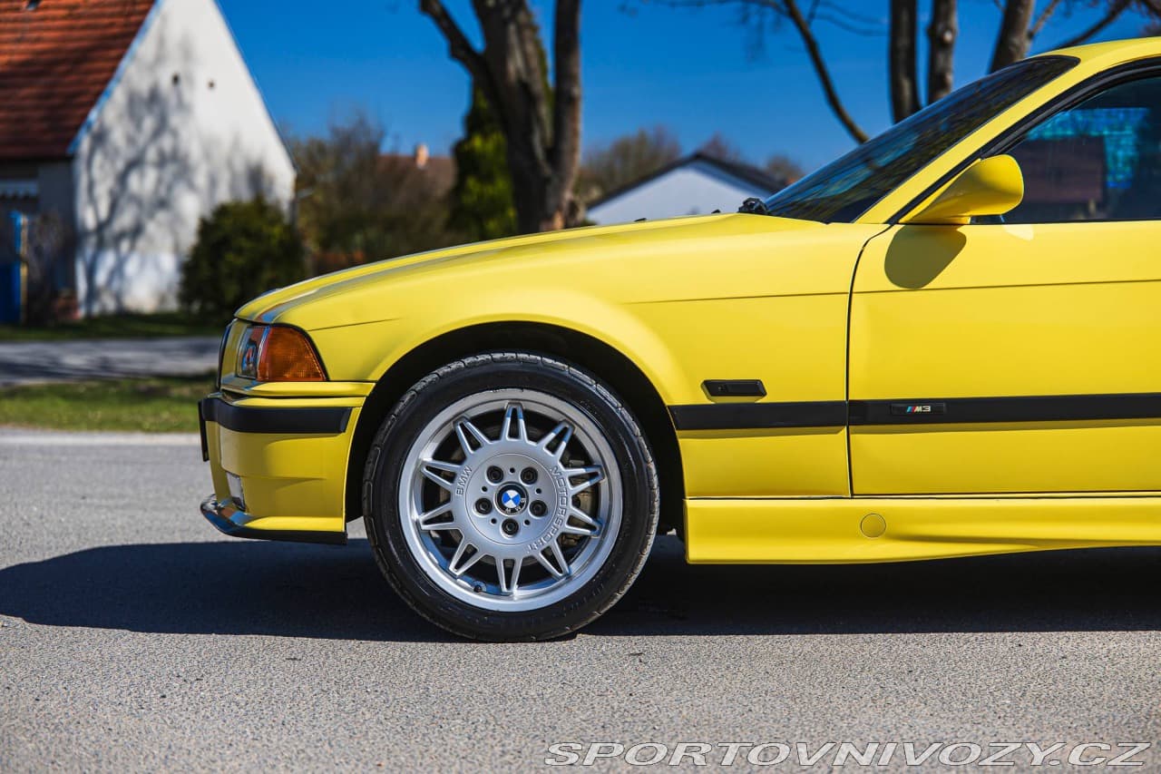 1994 BMW M3 - 11