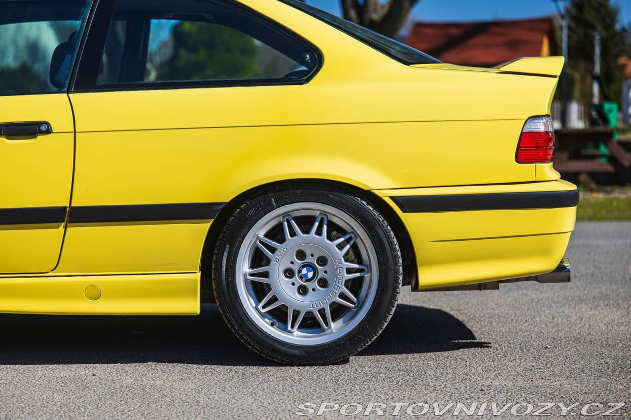 1994 BMW M3 - 18