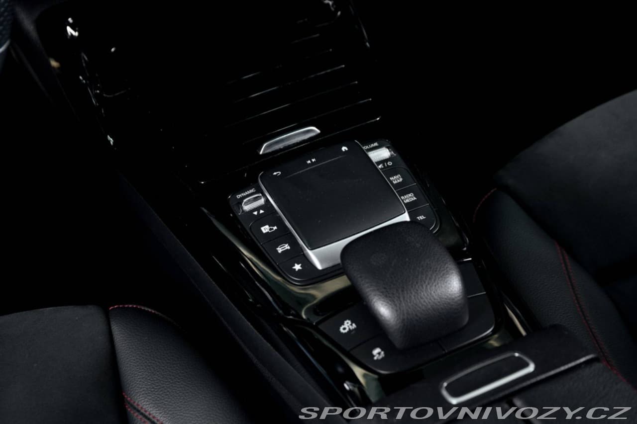 2021 Mercedes-Benz CLA - 20