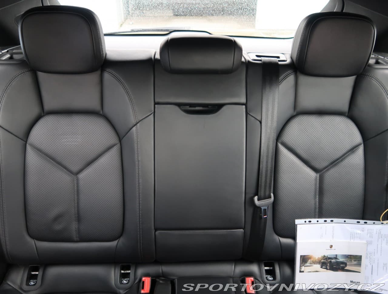 2017 Porsche MACAN - 10