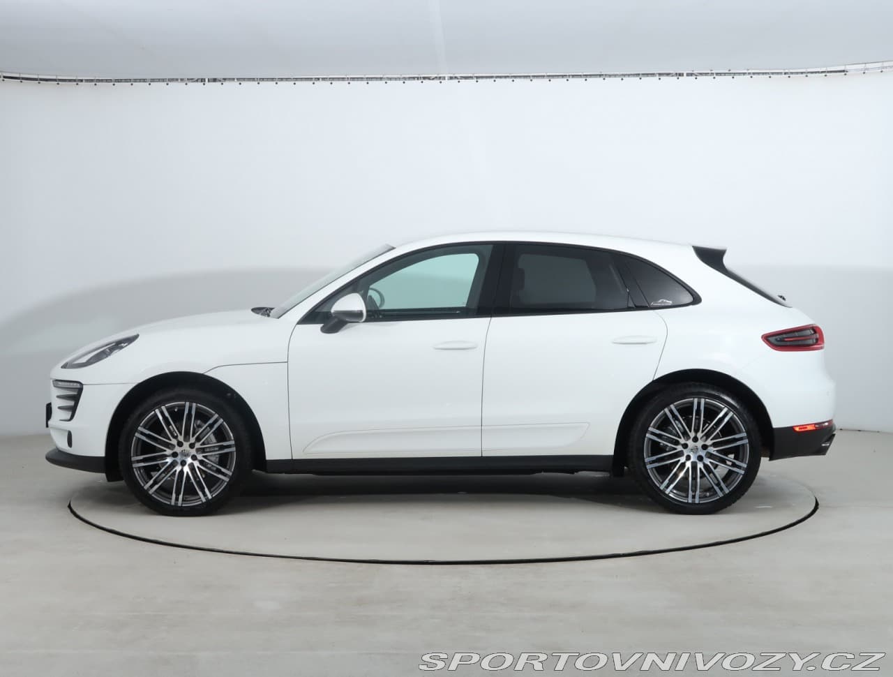 2017 Porsche MACAN - 3