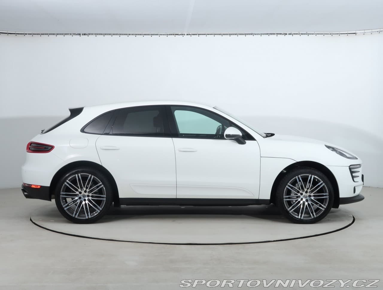 2017 Porsche MACAN - 6