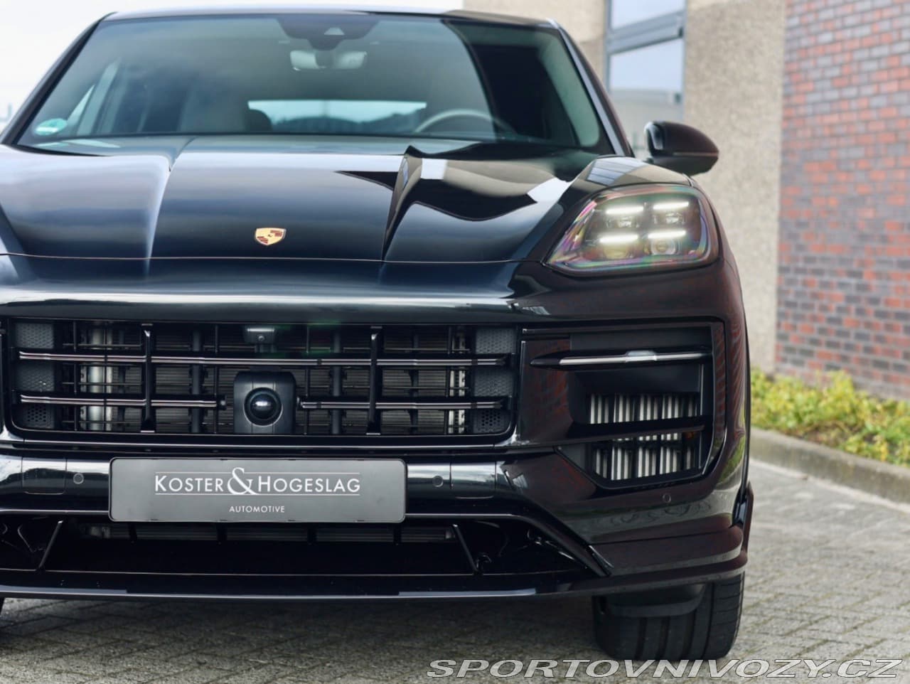 2025 Porsche CAYENNE - 9