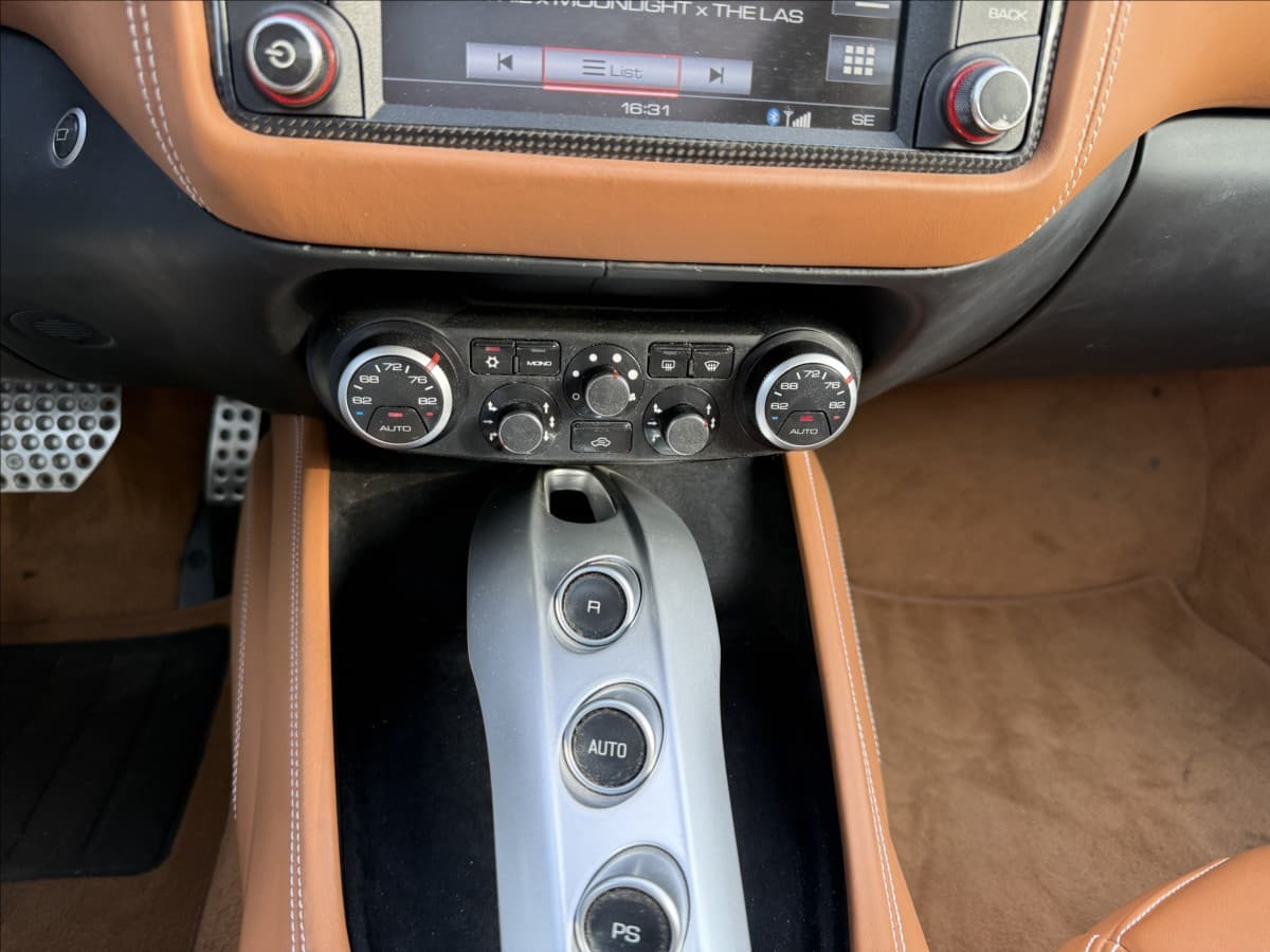 2017 Ferrari CALIFORNIA - 14