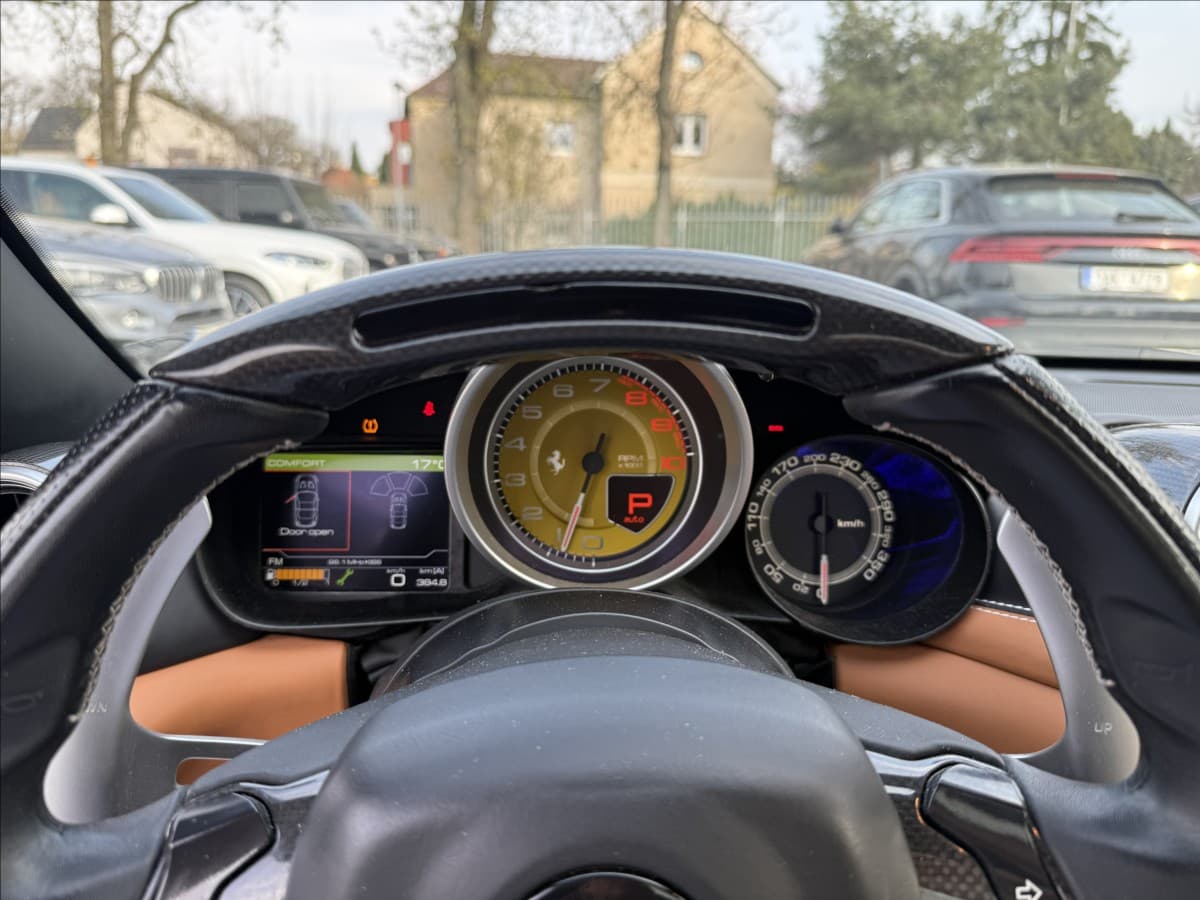 2017 Ferrari CALIFORNIA - 19