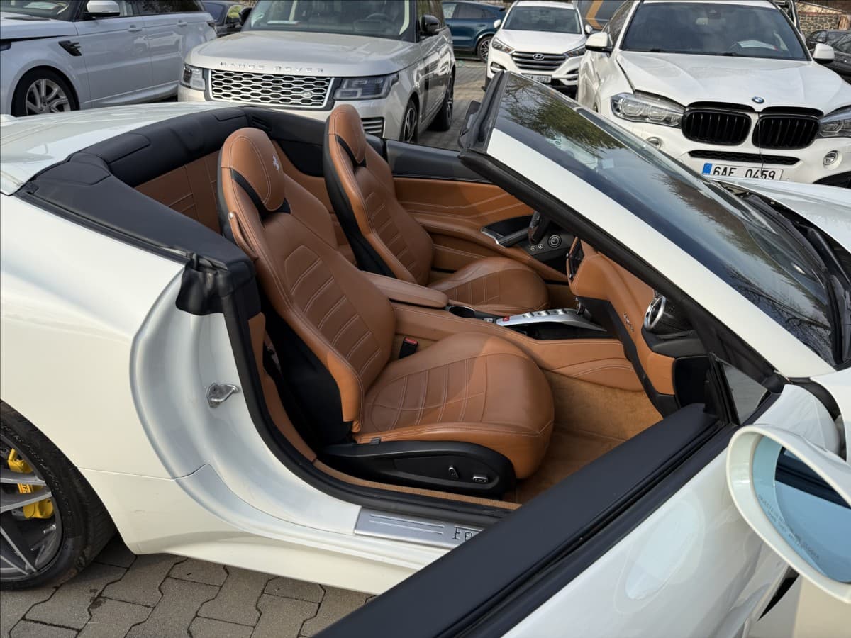 2017 Ferrari CALIFORNIA - 7