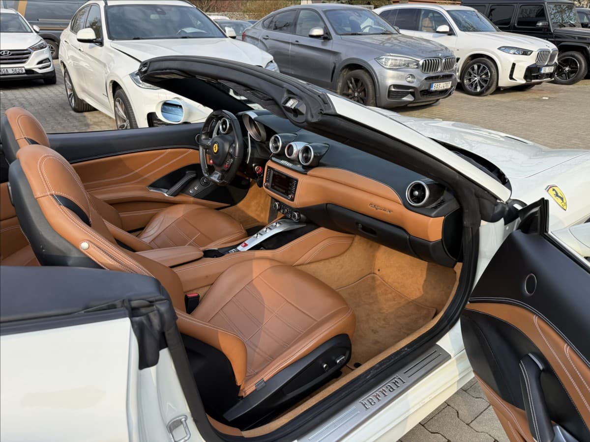 2017 Ferrari CALIFORNIA - 9