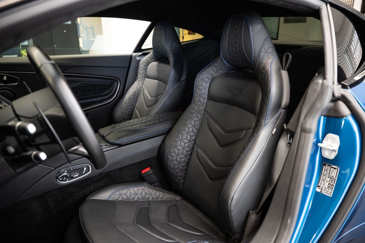 2023 Aston Martin DBS - 8