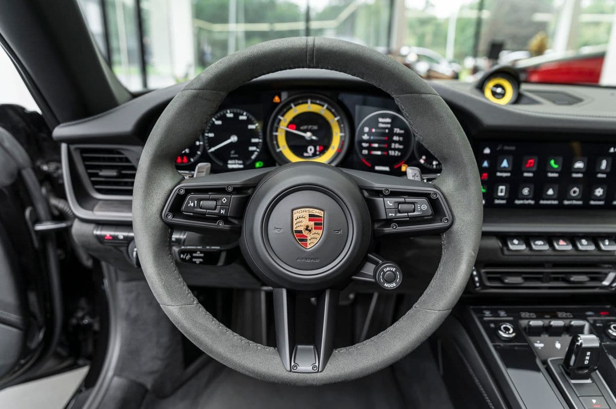 2022 Porsche 911 - 6