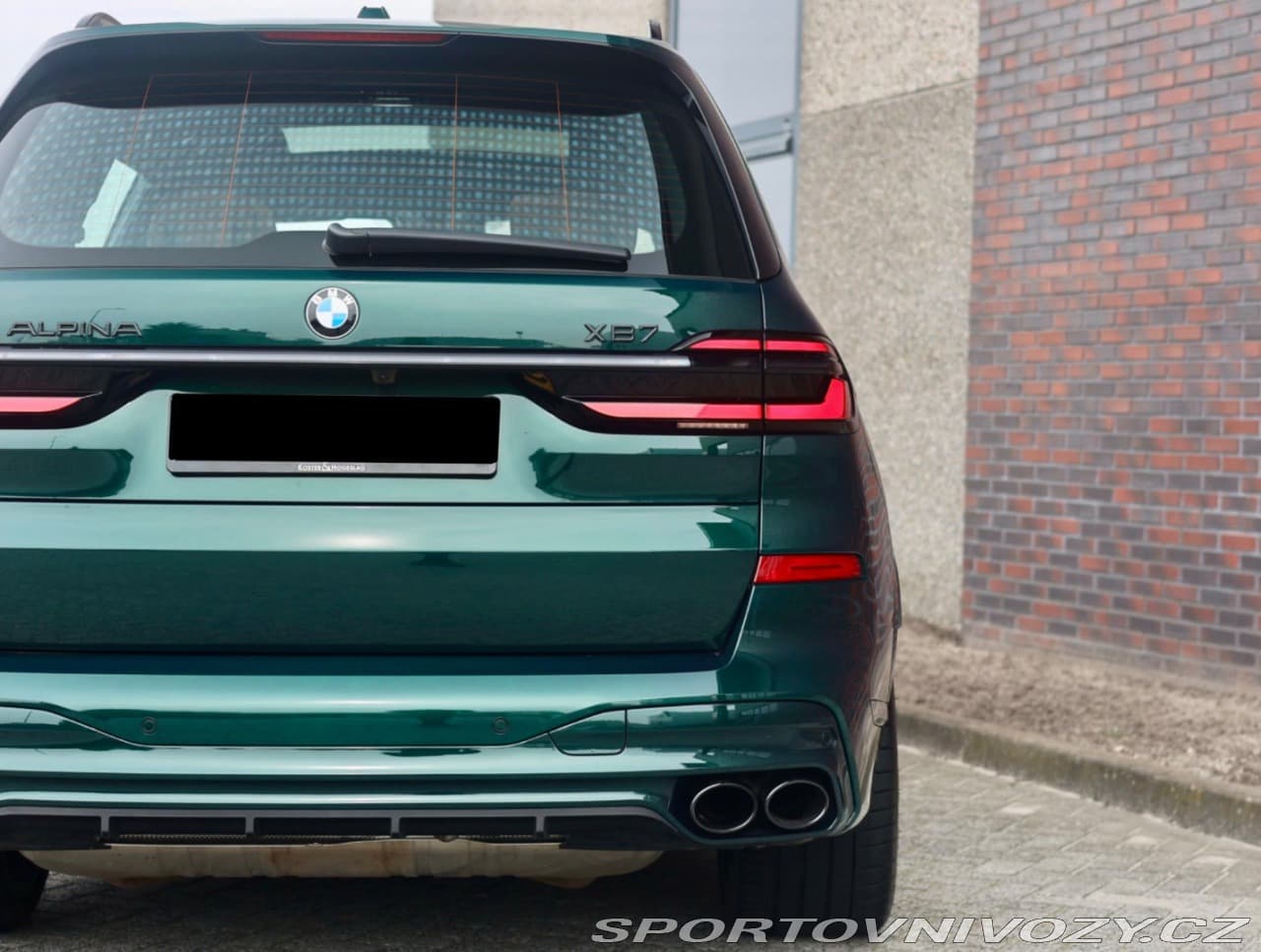 2023 BMW X7 - 10