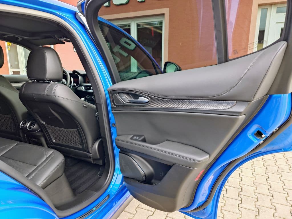 2024 Alfa Romeo STELVIO - 18