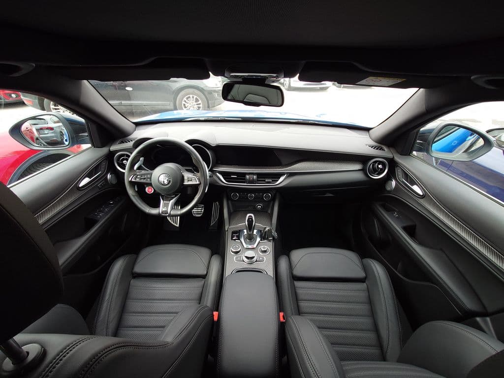 2024 Alfa Romeo STELVIO - 19