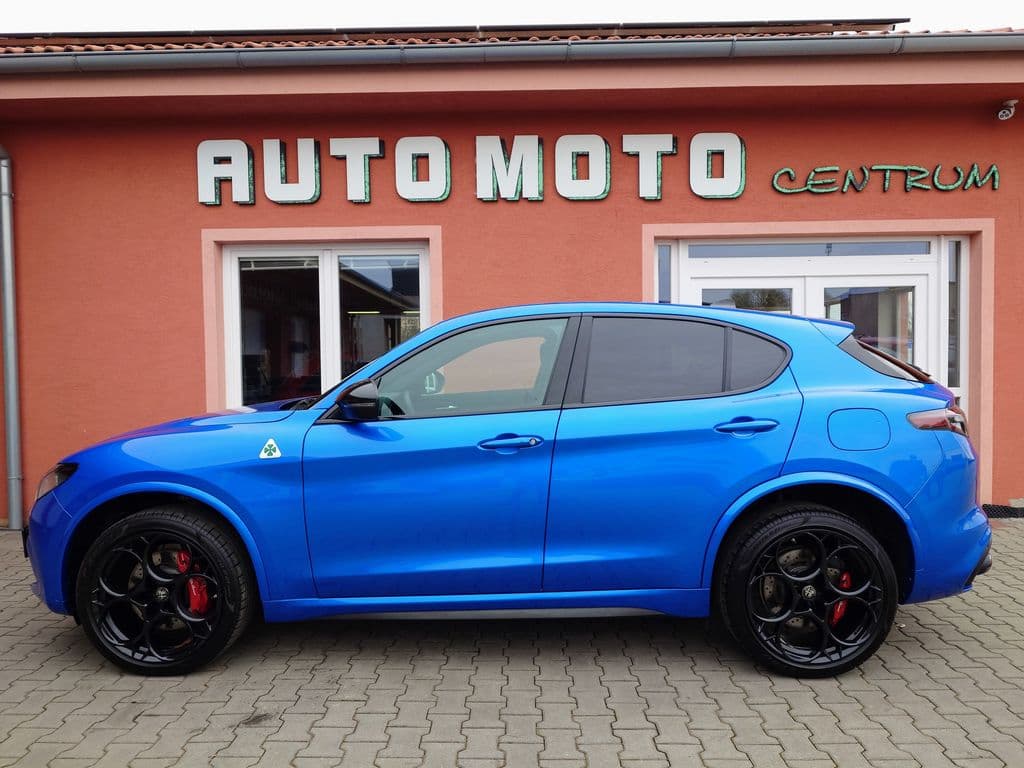 2024 Alfa Romeo STELVIO - 2