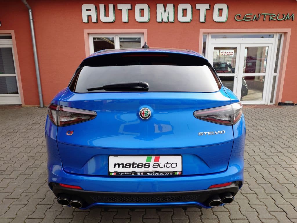 2024 Alfa Romeo STELVIO - 8