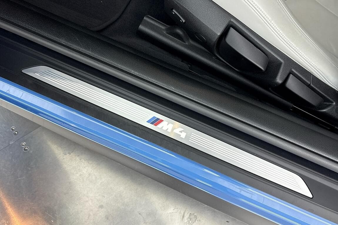2016 BMW M4 - 18